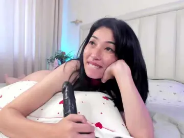 Li-babyのBongacamsでセックスカメラ