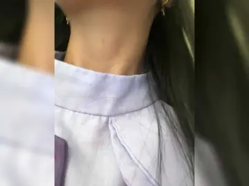 AnastasiazのBongacamsでライブセックス映像