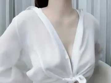 MieChanのBongacamsでセックスチャット
