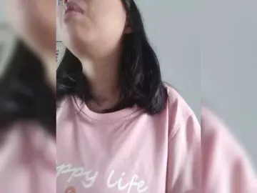 Selinababy99のBongacamsでヌードカメラ