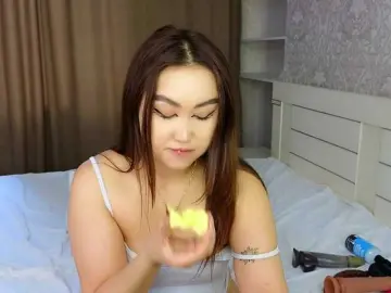 DianaMoonのBongacamsでセックスチャット