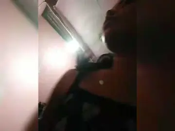 XXhornywetprincess99XXのBongacamsで今すぐ視聴可能なセックスカム