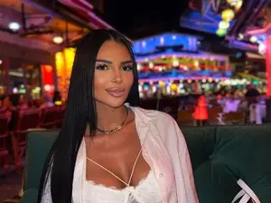 Britney_CharmのMyfreecamsでセックスカメラ