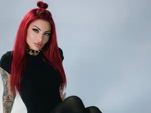 Evelina_eveのMyfreecamsでセックスチャット