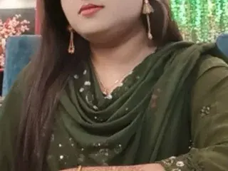 cutebengaligirl1992のStreamateでライブポルノ配信