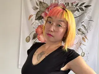 LuxGrayのStreamateで高画質ウェブカメラ