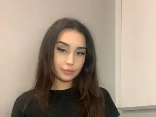 Vanessaxoxo2022のStreamateでライブポルノ配信
