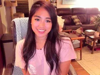 BrattyMikuのStreamateで最高のライブ配信