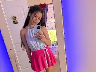 xXxJuicyPinaypplexXxのStreamateで最高のライブ配信