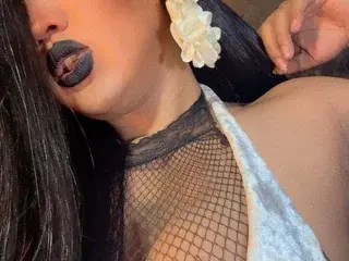 WorldClassSelfsuckのStreamateで人気のアダルト配信