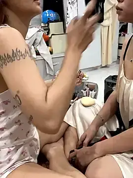 __BabyShowPublic__のStripchatで高画質ウェブカメラ