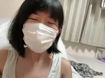 riri_riri_jpのStripchatでライブセックス映像