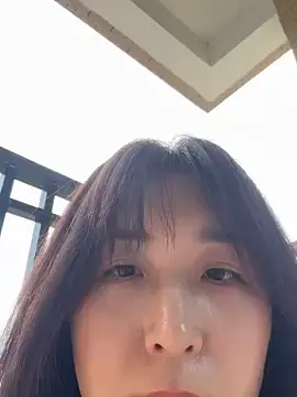 KK-328のStripchatでプライベートチャット