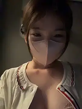 gougou13のStripchatで最高のライブ配信