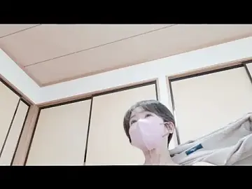 xxArisaxxのStripchatでセックスカメラ
