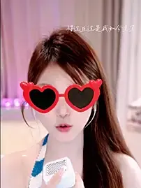 KKEHBYBAのStripchatでアダルトカメラ配信