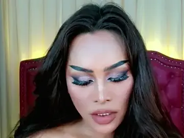 DreamLADYBOYのStripchatでライブセックス映像