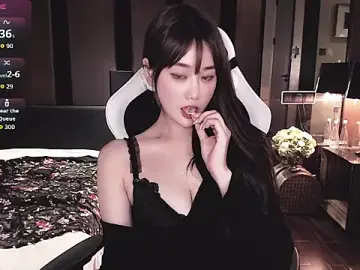 Aurora_-77のStripchatでセックスカメラ