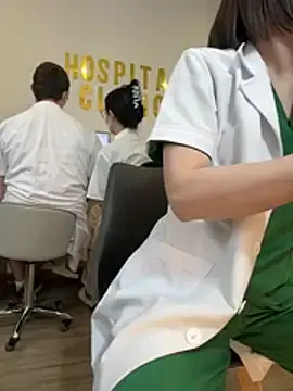 secretly_masturbatingのStripchatで人気のアダルト配信