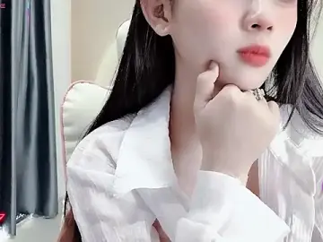 Aline_690のStripchatで最高のライブ配信