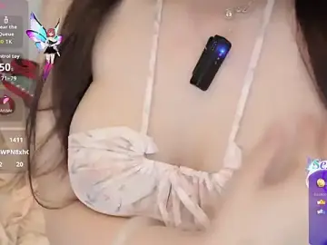 qqqq0808のStripchatで今すぐ視聴可能なセックスカム