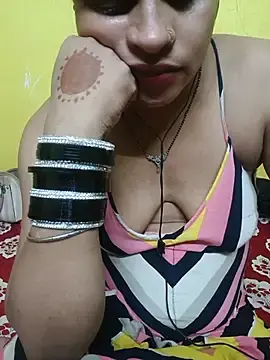 PrincessrooohのStripchatでヌードカメラ