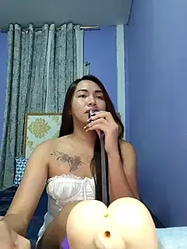 lady_kim_bonerのStripchatでライブチャット
