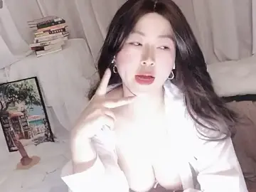 Xiaoai_007のStripchatで高画質ウェブカメラ