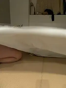 MISIRINNのStripchatでライブチャット