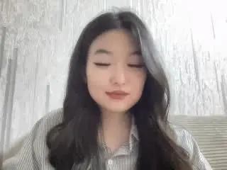 ToniPiedeのXlovecamでヌードカメラ